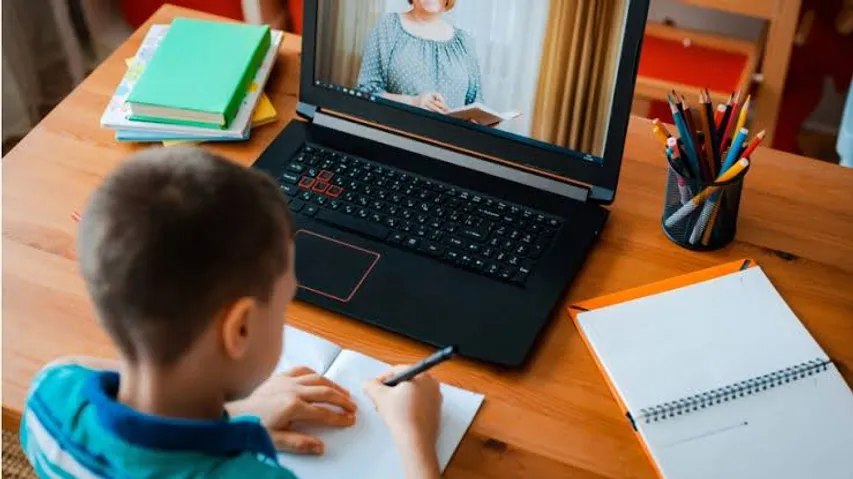 English schools to teach how to spot online fake news under govt plans