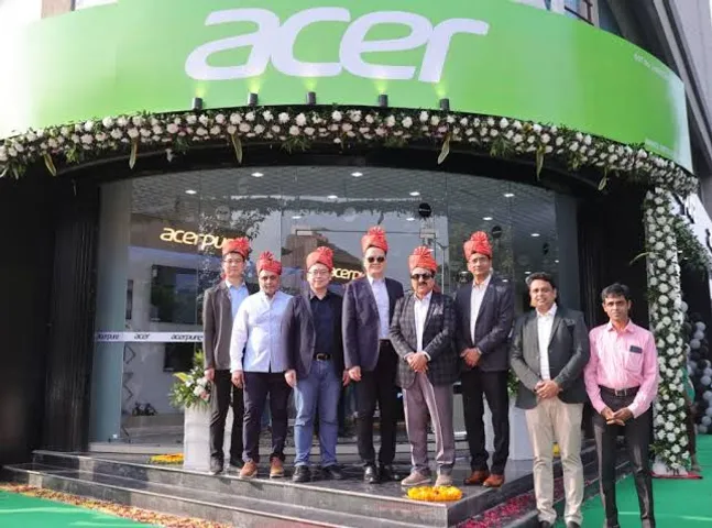 Acer Opens its first Mega Store, Acer Plaza, in Ahmedabad