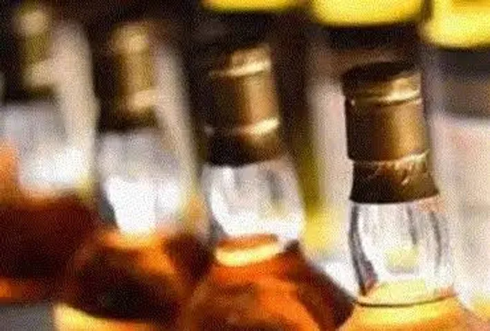 Ahmedabad police seize liquor worth ₹3.39 lakh, two arrested