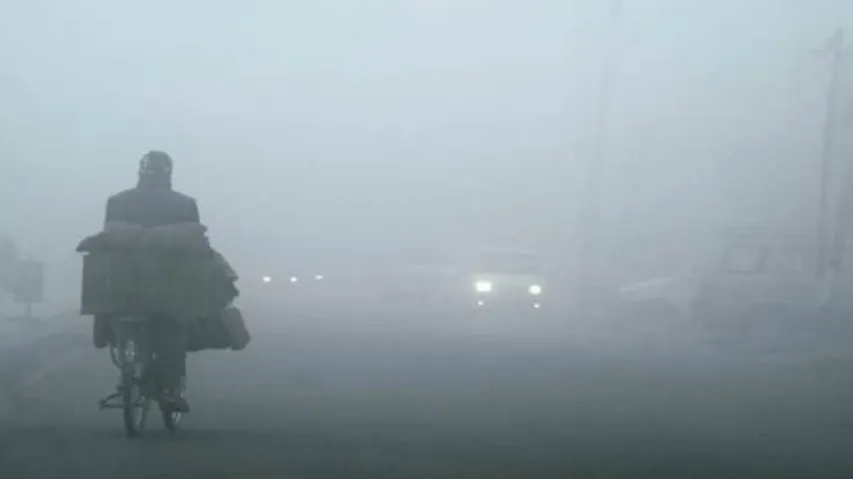 Coldwave continues in Gujarat, Mt Abu receives snowfall, temperature dips to -3°C
