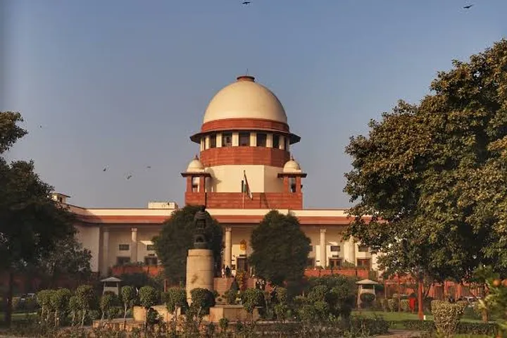 SC transfers Amazon, Flipkart petitions on CCI probe to Karnataka HC