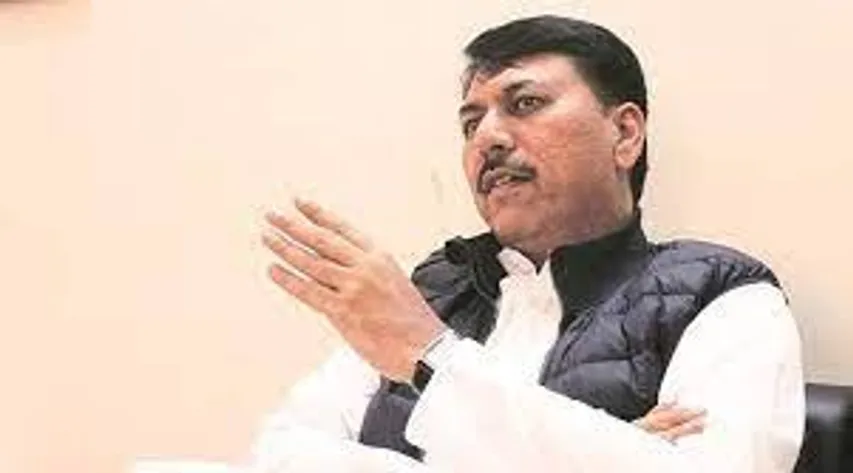 Congress leader Amit Chavda raises concerns over GPSC exams in letter to Gujarat CM