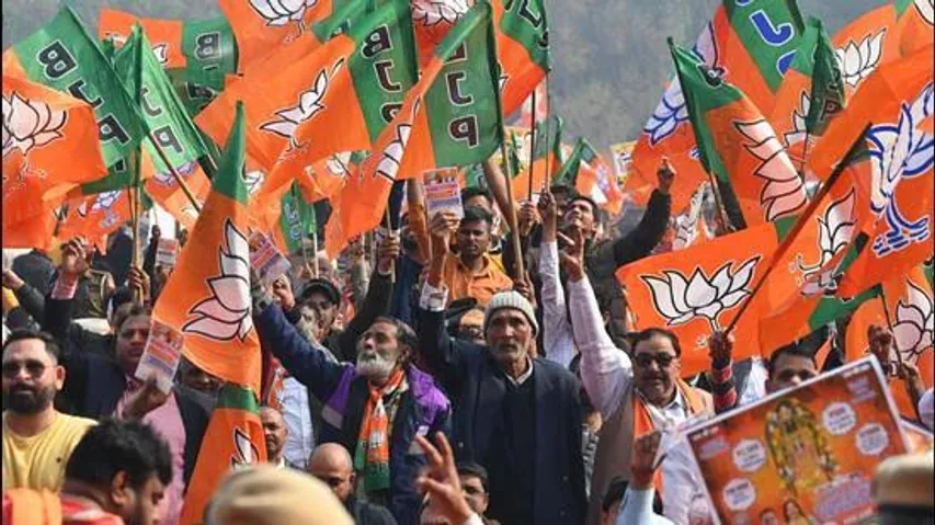 Last day of campaigning for Delhi Polls, top leaders make final push to woo voters