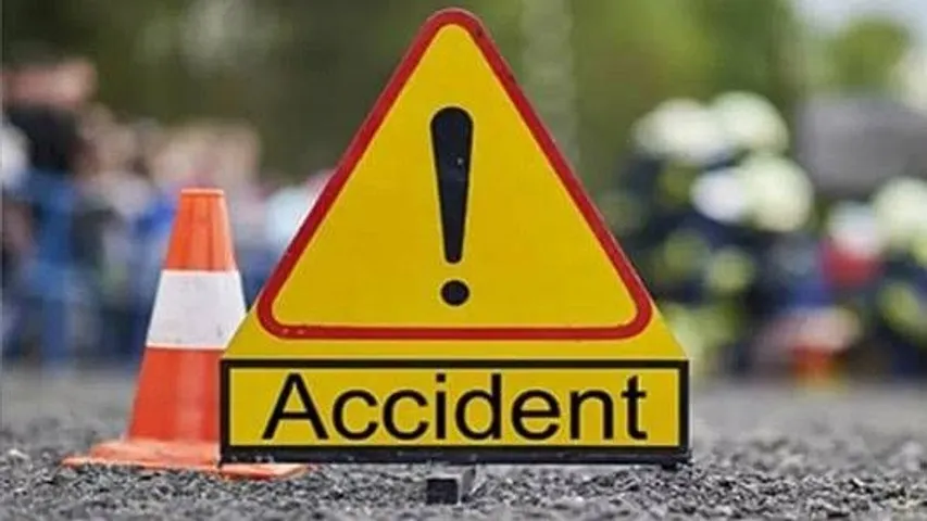 Nine students, two teachers injured in school bus accident in Gujarat