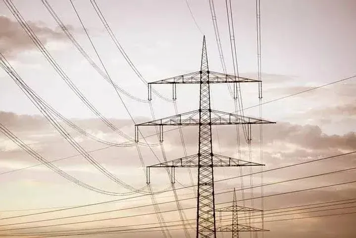 PFC inks pact to provide Rs 26,800 crore finance to MP power utilities