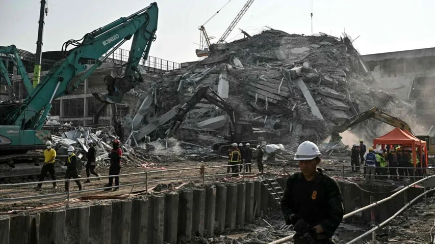 Earthquake shadow over BIMSTEC Summit next week in disaster-hit Bangkok