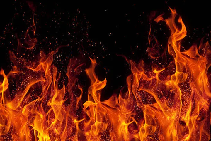 Fire erupts at residential building close to Gujarat HM Harsh Sanghavi’s house in Surat