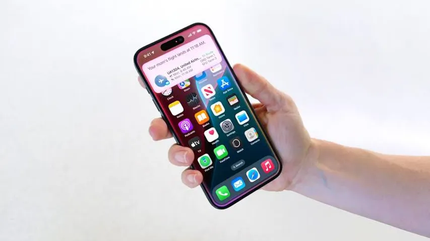 Apple likely to bring delayed AI features to Siri in late 2025