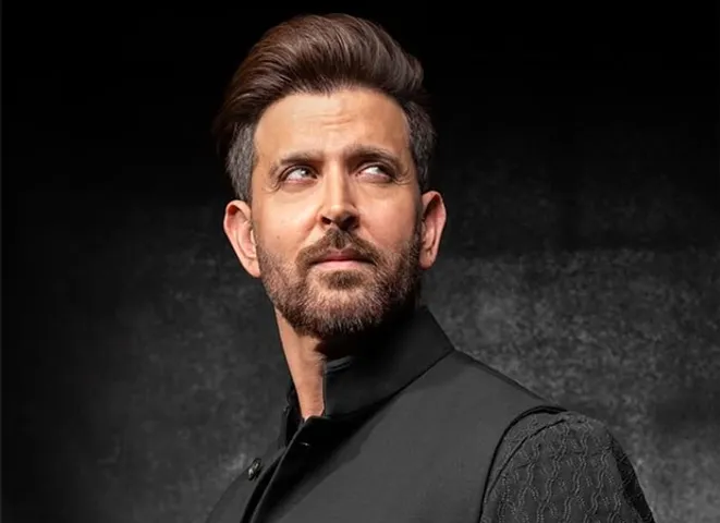 Hrithik Roshan wields a Japanese sword in War 2