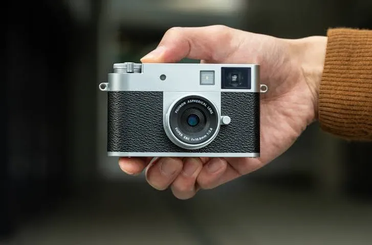 Fujifilm launches X half digital camera with 1-inch sensor