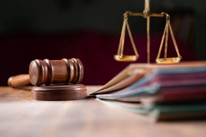 Citizens entitled to correct info on their public documents: Delhi HC to CBSE
