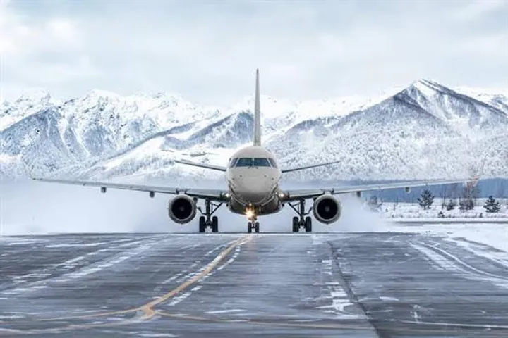 From 104 flights to 50: Srinagar Airport sees drastic drop in air traffic