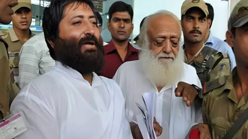 Gujarat HC grants 5-day interim bail to Narayan Sai to meet father Asaram