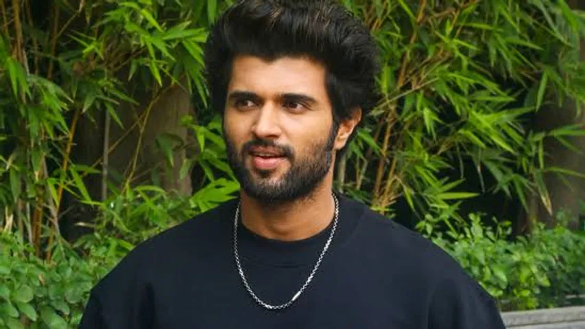 Vijay Deverakonda booked under SC/ST act over his remarks on tribals