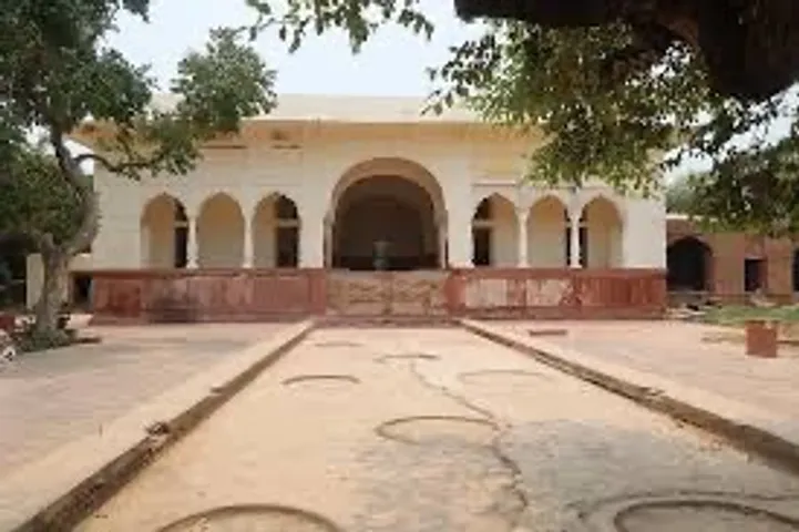 Delhi's Sheesh Mahal reopens after centuries in Shalimar Bagh