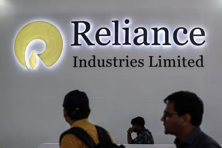 Reliance's expansion into green energy segment sparks analyst optimism