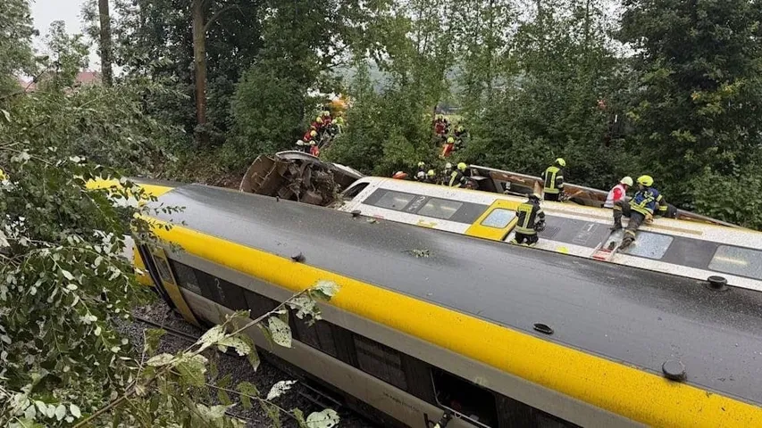 germany train derailed
