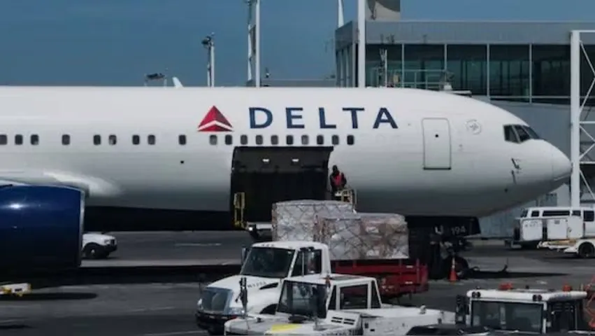 25 hospitalised after Delta Air Lines flight suffers severe turbulence