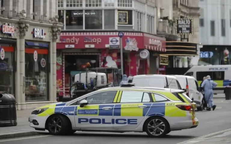 UK ninja sword ban begins; 1,000 weapons surrendered to govt in knife crime crackdown