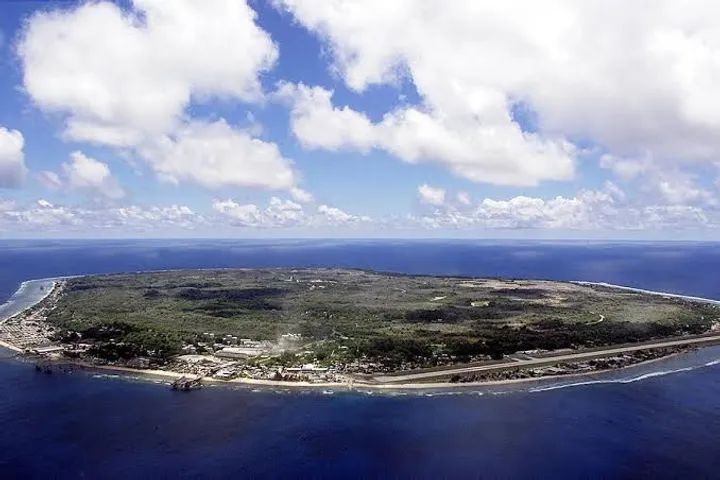 Australia passes law to speed deportation of non-citizens to Nauru