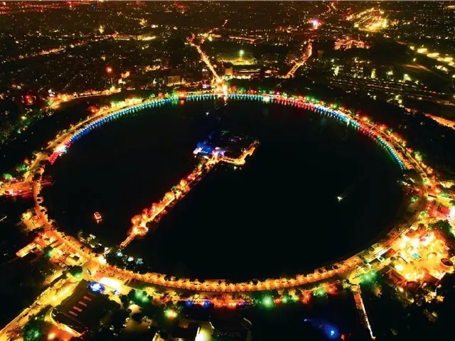 Kankaria Carnival is free for visitors, but insurance clause seeks valid ticket for compensation in case of accident