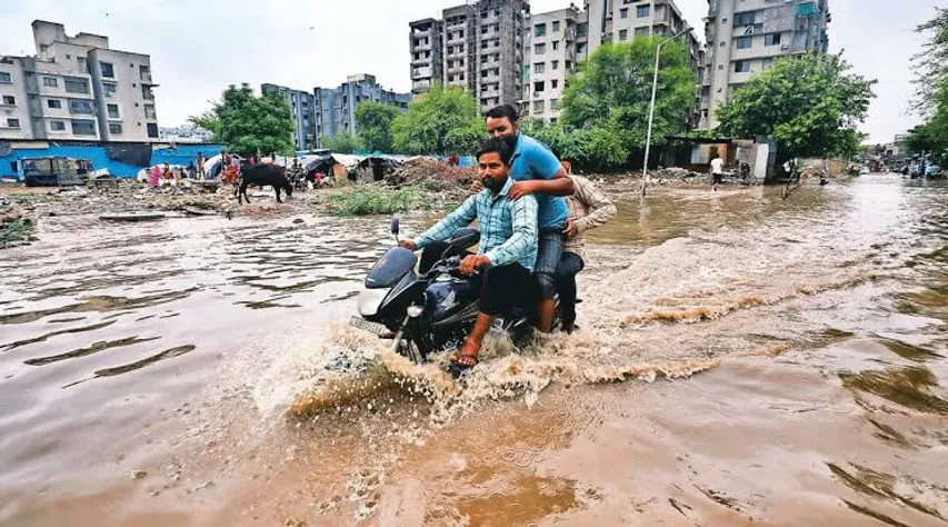 AMC in action with pre-monsoon perp, sets up zonal control rooms 