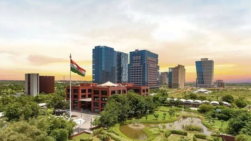 RBI allows resident Indians to open Foreign Currency Accounts in IFSC, Gujarat