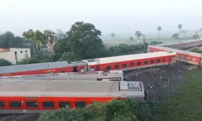 Commissioner of railway safety to probe Bihar train accident