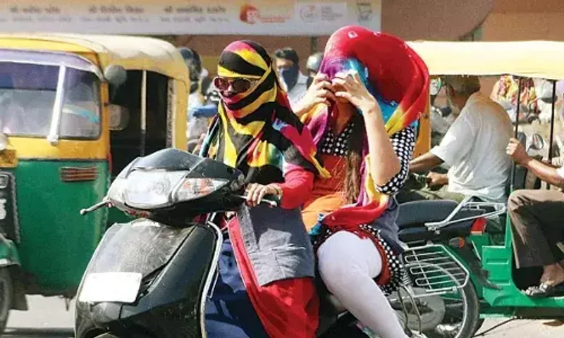 Ahmedabad in grip of heatwave, mercury rise to 41.3°C