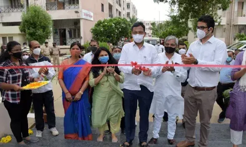 Sports Minister inaugurating two sports complexes of Parul University