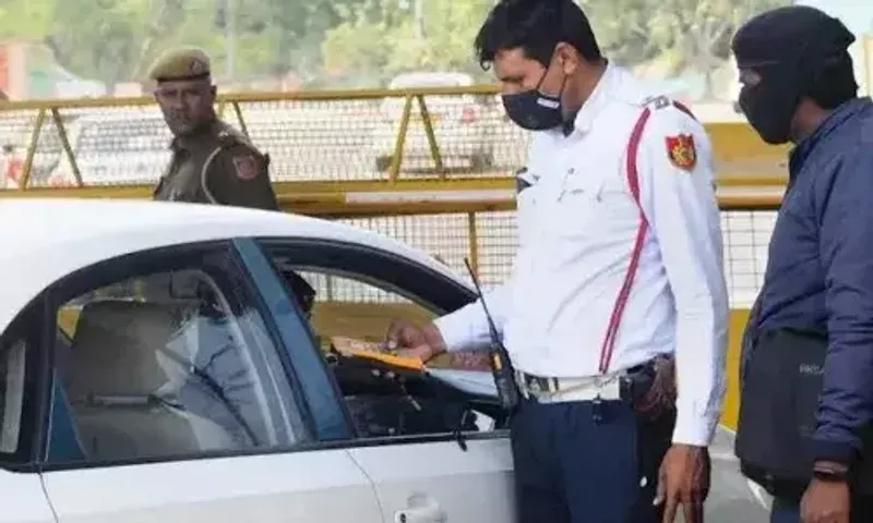 Air pollution: Noida Traffic police issues challans worth Rs 75 lakh under GRAP norms