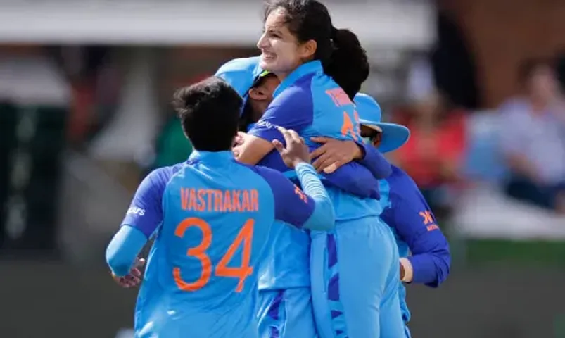India enter semifinals of Women's T20 World Cup beating Ireland