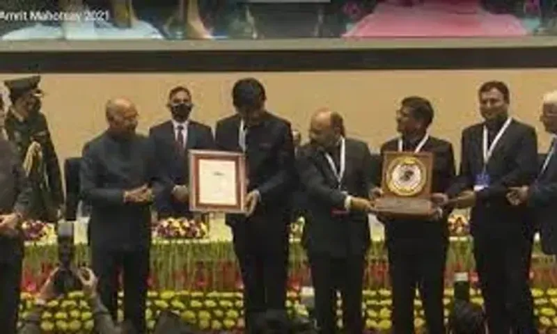 Indore and Surat have been named India's cleanest cities respectively