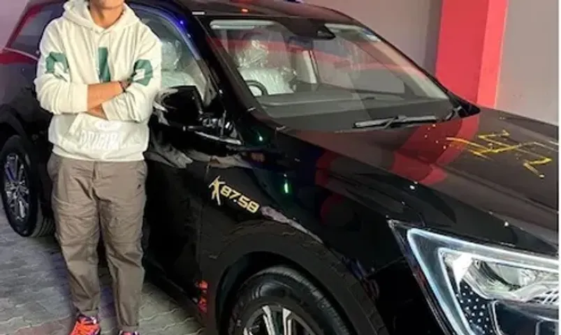 Neeraj Chopra 'golden boy' was gifted a personalised XUV700 by Anand Mahindra