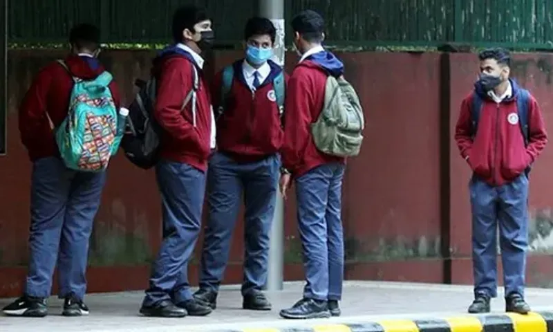 Gujarat: Decline in Covid cases, schools for 1st-9th to start from 5th February