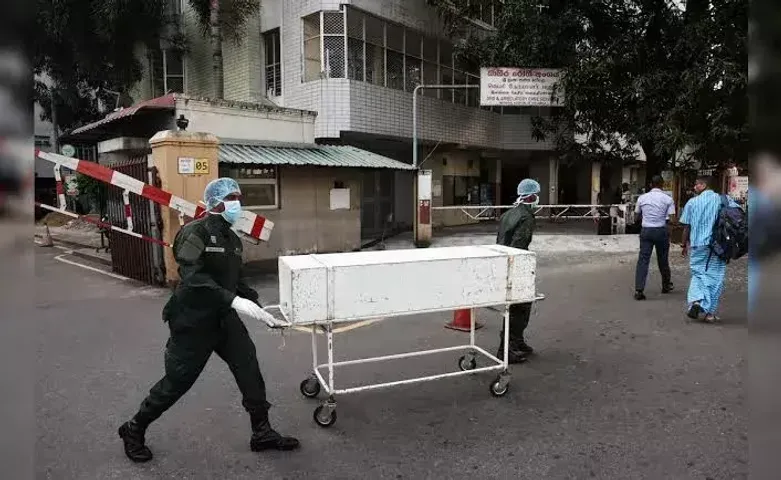 Sri Lankan soldiers on hospital duties as health workers strike over allowances