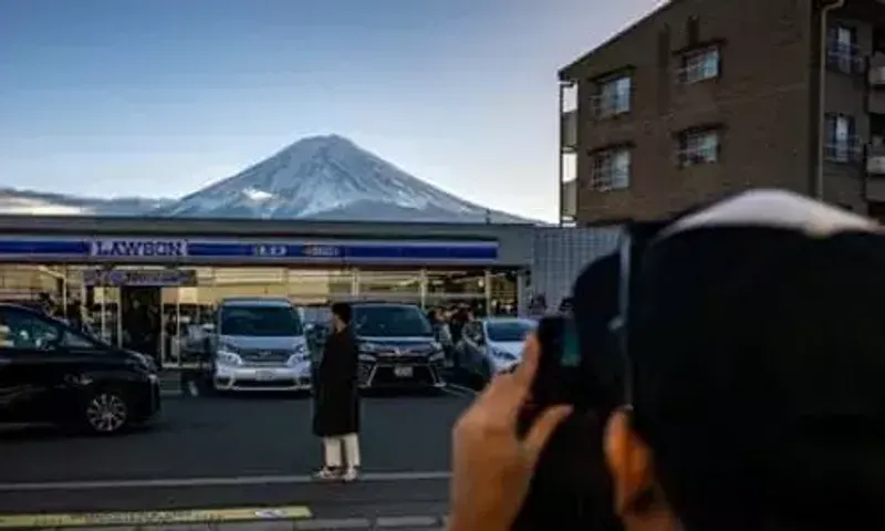 Mount Fuji view to be blocked amid tourist overcrowding