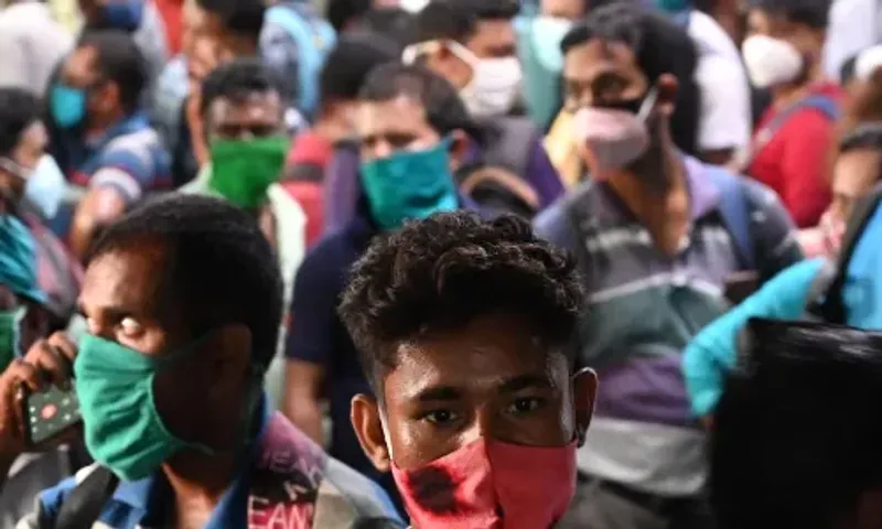 India reports less than 30,000 daily COVID cases after 132 days