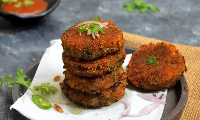 Mushroom Cutlet recipe: Serve this delightful appetiszer with mint chutney or tomato ketchup to your loved ones