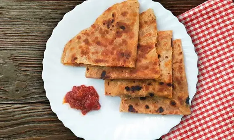 Chapati Sandwich Recipe: Serve this recipe to kids and ensure that they eat a healthy snack