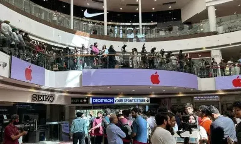 Apple store opening in Delhi draws large crowds
