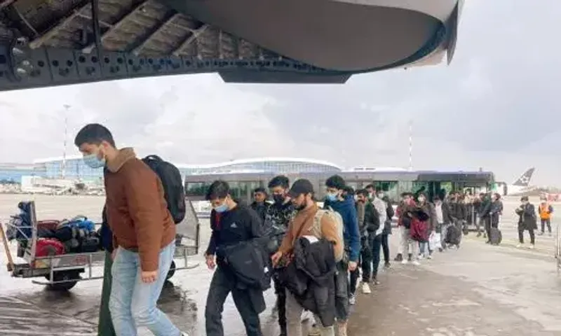 300 Indians stuck in Kharkiv, 700 in Sumy, 16 flights scheduled for evacuation in next 24 hours