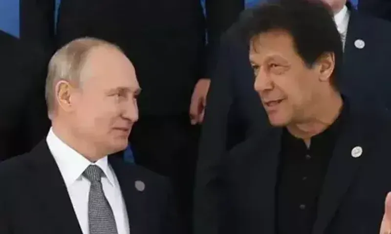 Ukraine minefield greets Imran Khan during Russia visit