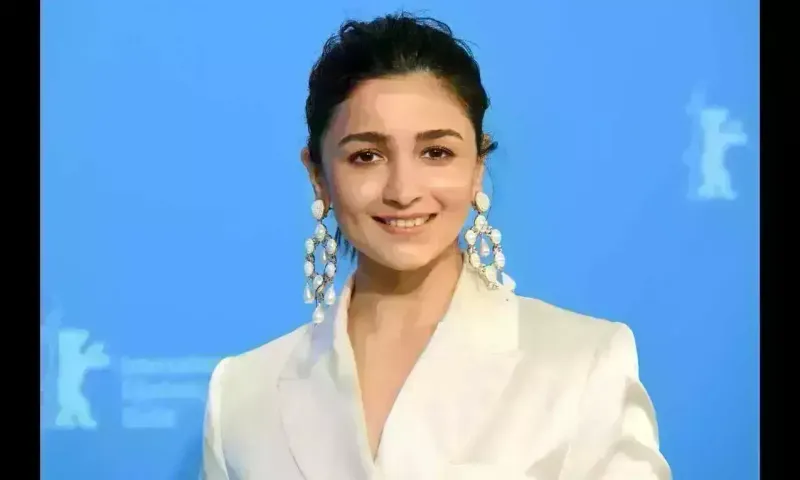 Alia Bhatt to star in Vasan Bala's 'Jigra', film to release in 2024