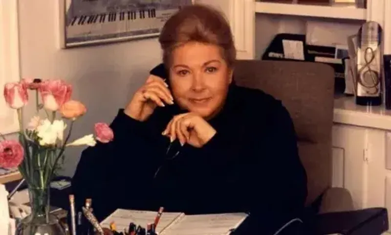 Oscar, Emmy, Grammy-winning lyricist Marilyn Bergman dies at 93