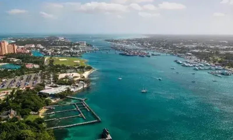 US issues travel advisory for Jamaica and Bahamas