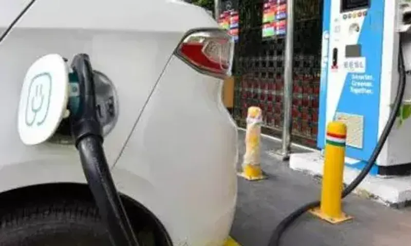 Himachal Pradesh becomes first state to replace entire govt fleet of petrol, diesel vehicles with EV