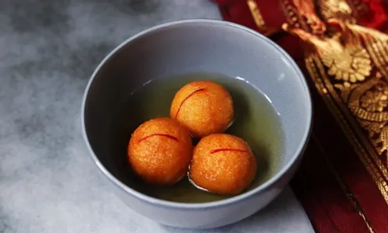 How to make perfect Gulab Jamun with Suji