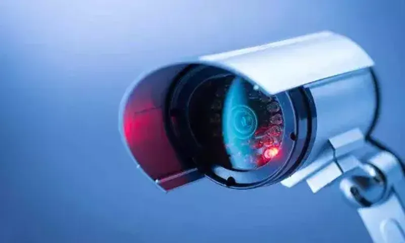 Chinese students invent 'invisibility cloak' that can evade security cameras