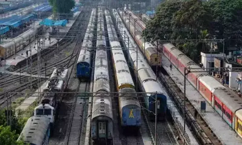 Indian Railways bedding service to resume in April